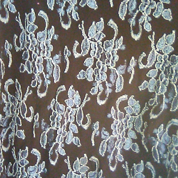 Lace Rampage top - Picture 2 of 4